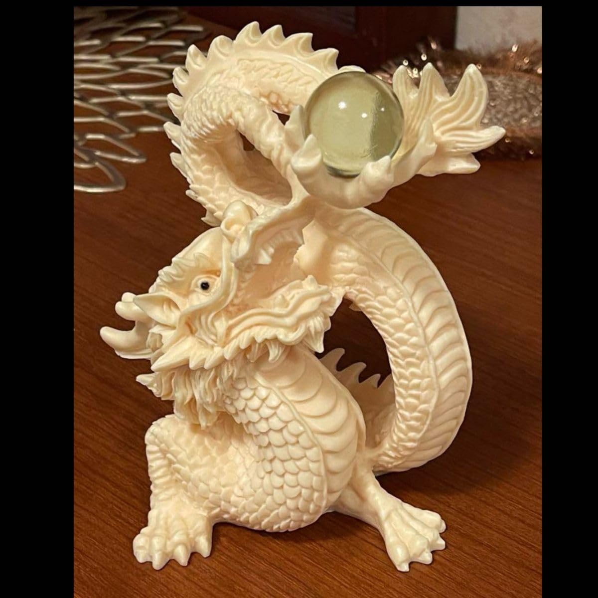 置物　龍　辰年　白 Amazon.co.jp: 白龍 龍神様 辰年 置き物 台座 スフィア